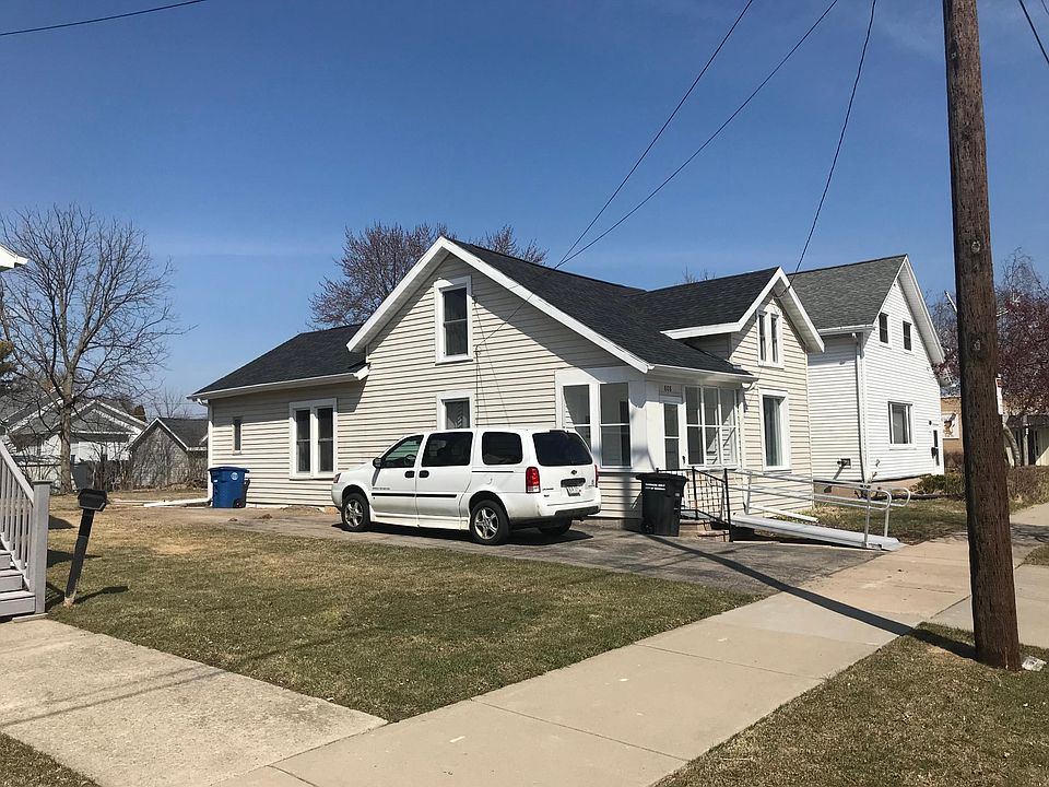 2nd image of 808 W 6th Ave