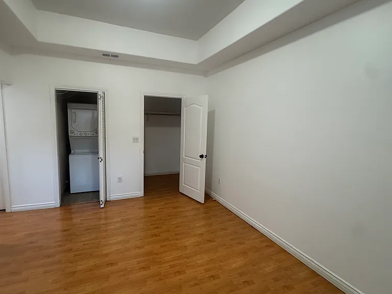 303 W Verdugo Ave #211 — Photo 7
