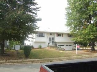23 Duncan Dr, Hamilton, NJ 08690