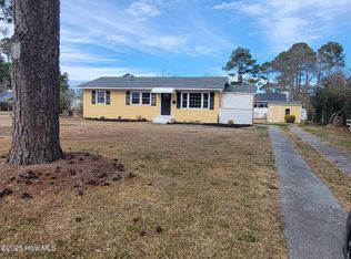 2316 Emeline Pl, Morehead City, NC 28557