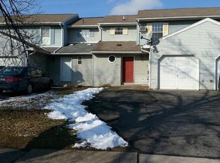 890 Briarstone Rd, Bethlehem, PA 18017