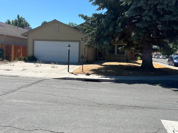 1603 Maple Creek Ln, Carson City, NV 89701