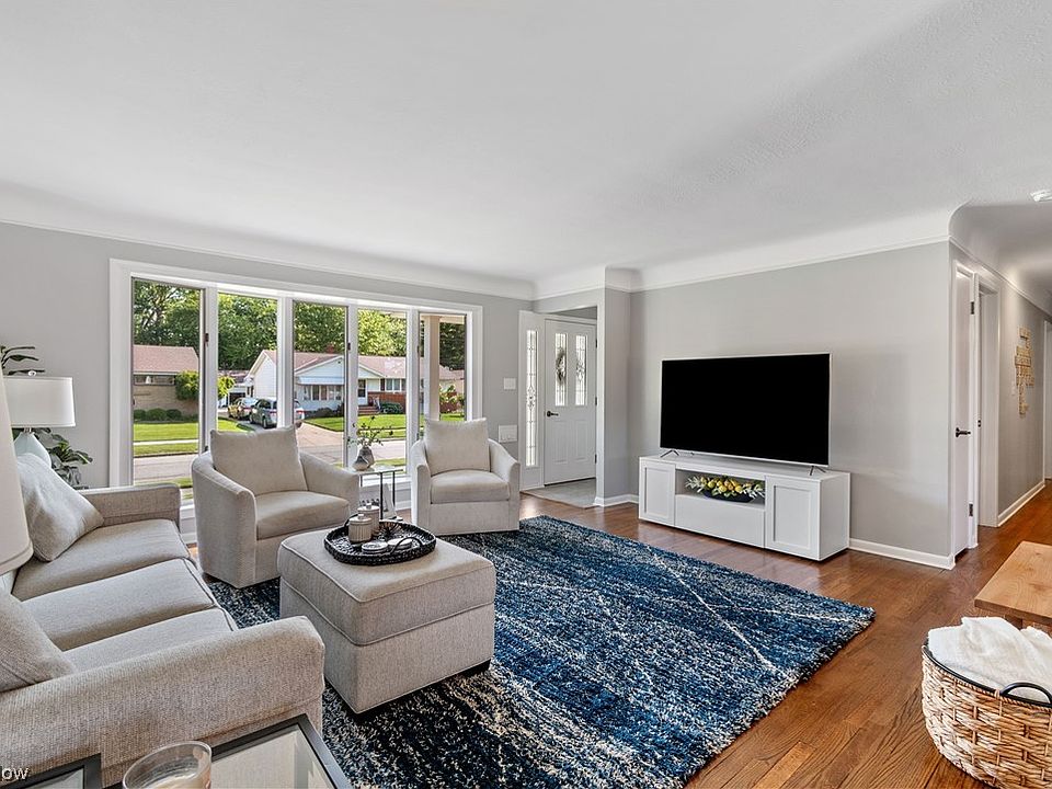 6852 Brandywine Rd, Parma Heights, OH 44130 Zillow