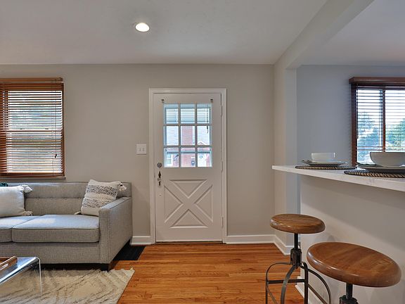 4th image of 306 E Beechwold Blvd