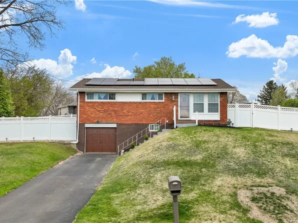 303 Ilex Dr, Pittsburgh, PA 15237