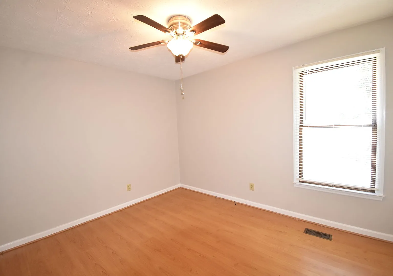 Coming Soon! 3 Bedroom and 2 Bath Home (Pets Considered) — Photo 2
