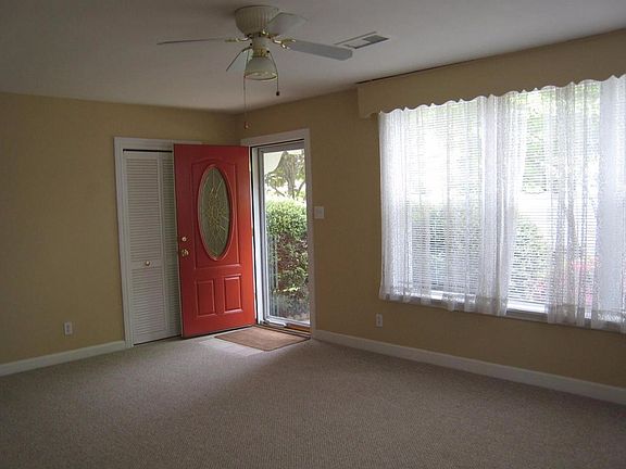 3rd image of 5203 Arrowhead Ln