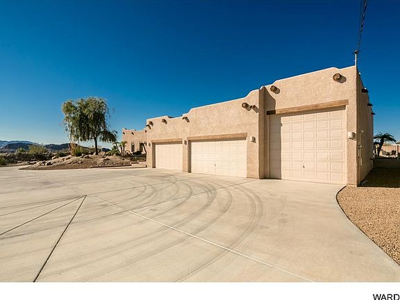 3rd image of 3880 Flying Cloud Ln