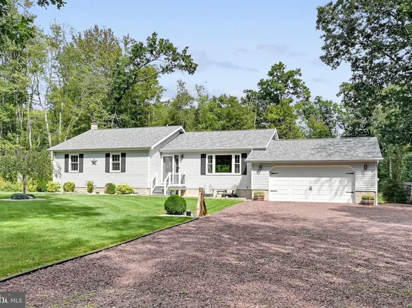 132 Birch St, Drums, PA 18222