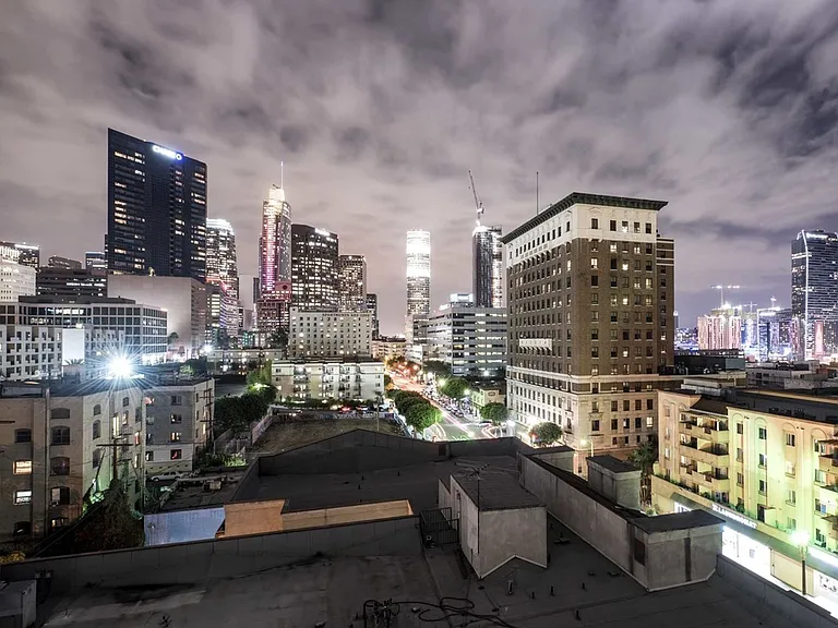 Seven West DTLA — Photo 125
