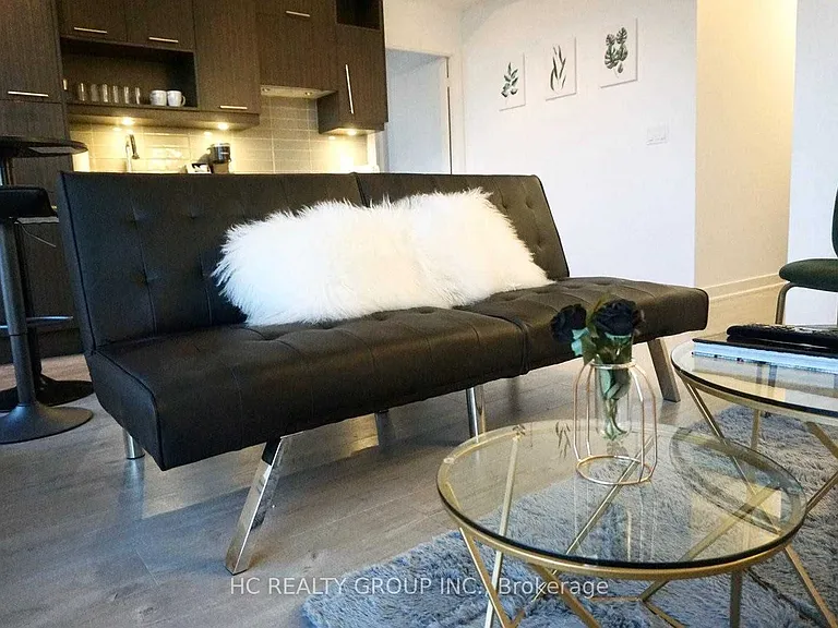 30 Nelson St E #1510 — Photo 4