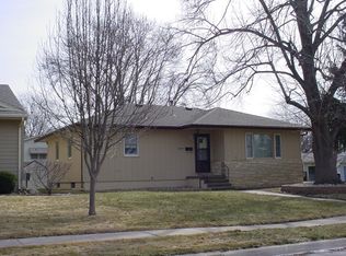 2004 Austin Ln, Fremont, NE 68025