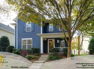 17814 Overland Forest Dr, Cornelius, NC 28031