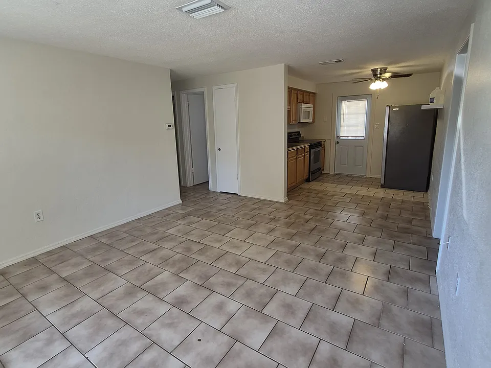 948 San Christopher Dr #948