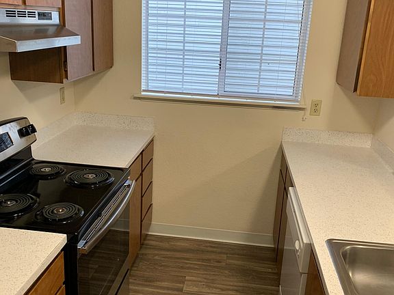 3rd image of 2614 84th Street Ct S APT E