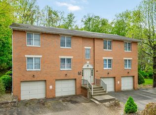 1399 Pleasant Valley Dr, Coshocton, OH