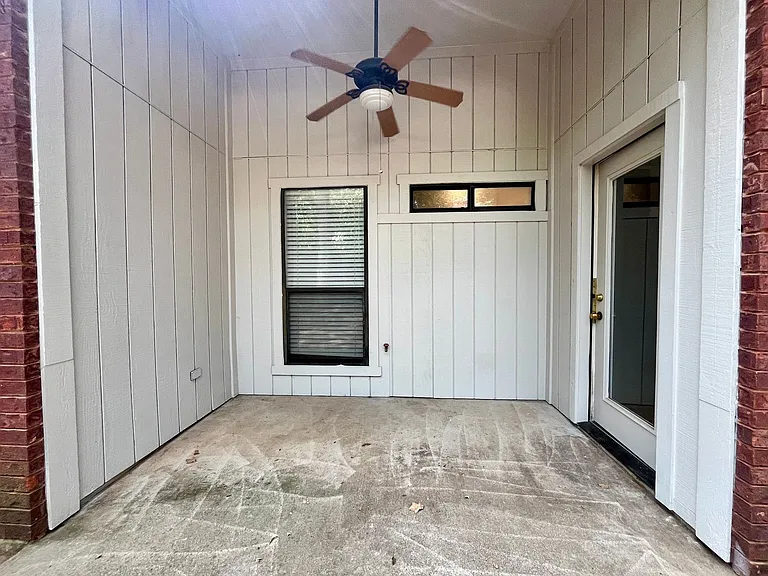 6105 Paradise Dr — Photo 25