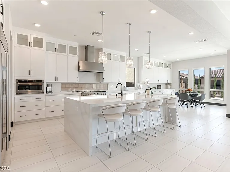 212 Carmel Sky St — Photo 3