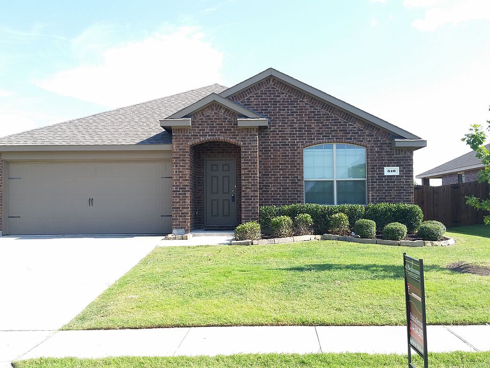 Very nice home with a great layout and 4 bedrooms.