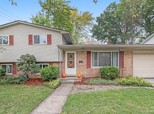2666 Sequoia Pkwy, Ann Arbor, MI