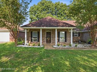 249 Cherry Bark Dr, Brandon, MS 39047