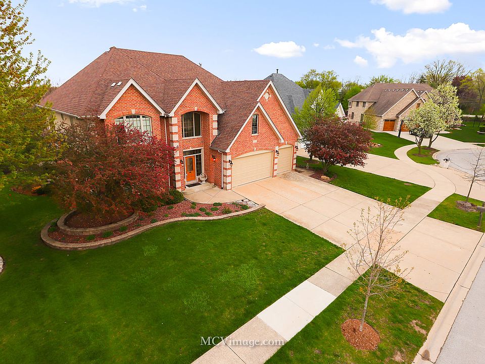 2nd image of 355 Galway Ct