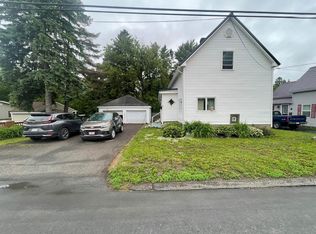 7 Griffin St, Presque Isle, ME 04769