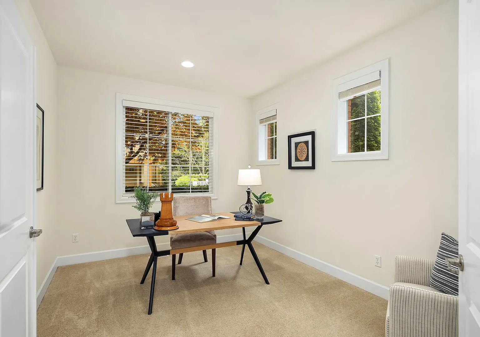 3Bd/2.5Ba Kirkland Home — Photo 4