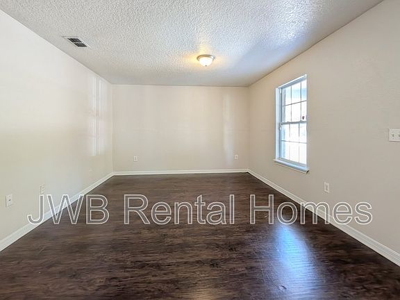 4th image of 7938 Pipit Ave