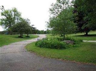 N8214 Springer Rd, Lake Mills, WI 53551