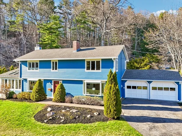 1 Mark St, Manchester, MA 01944