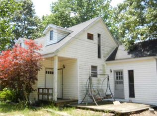 88 Quail Run Rd, Selmer, TN 38375