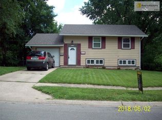 8503 E 91st St, Kansas City, MO 64138