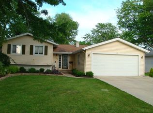 645 Glenwood Cir, Berea, OH