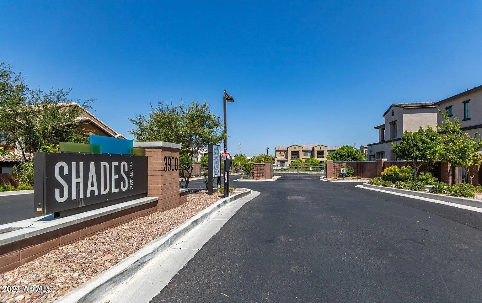 1 bed, 1.0 bath, 1061 sqft, $1,800 — Photo 3