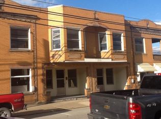 524 Pike St, Shinnston, WV 26431