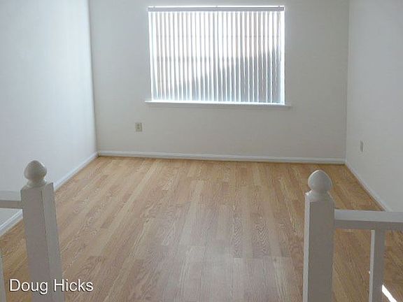 5th image of 8231 Meadowdale Ln