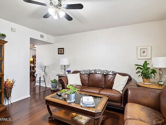 4th image of 3421 W MICHIGAN Avenue