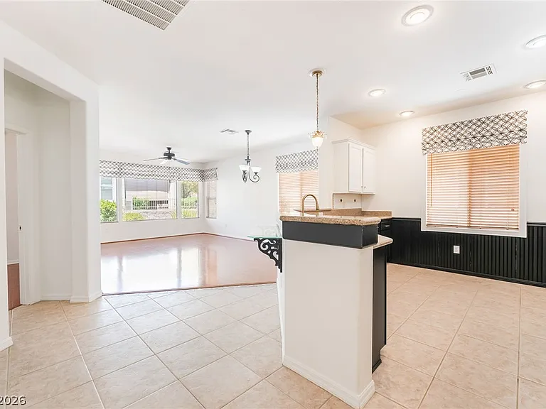 5389 Progresso St — Photo 13