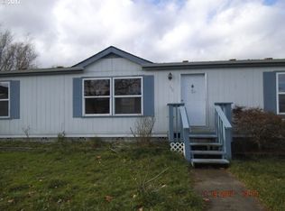 112 Valentine Ave, Sutherlin, OR 97479