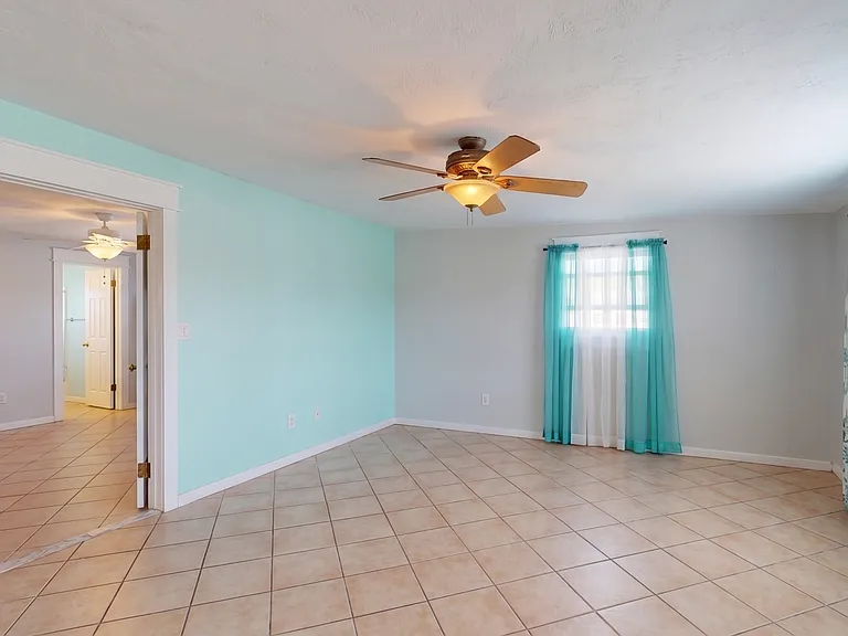 30968 Baileys Ln — Photo 8