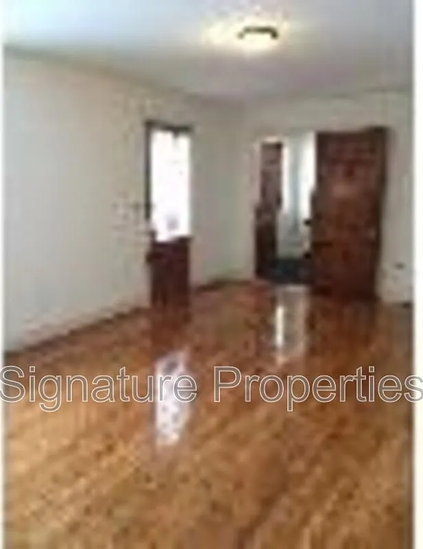 3 bed, 2.0 bath, $925 — Photo 3