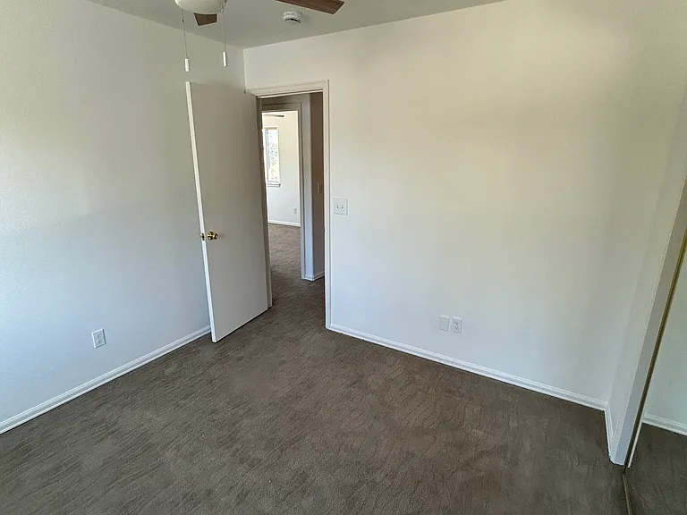 213 S Court St #B — Photo 9