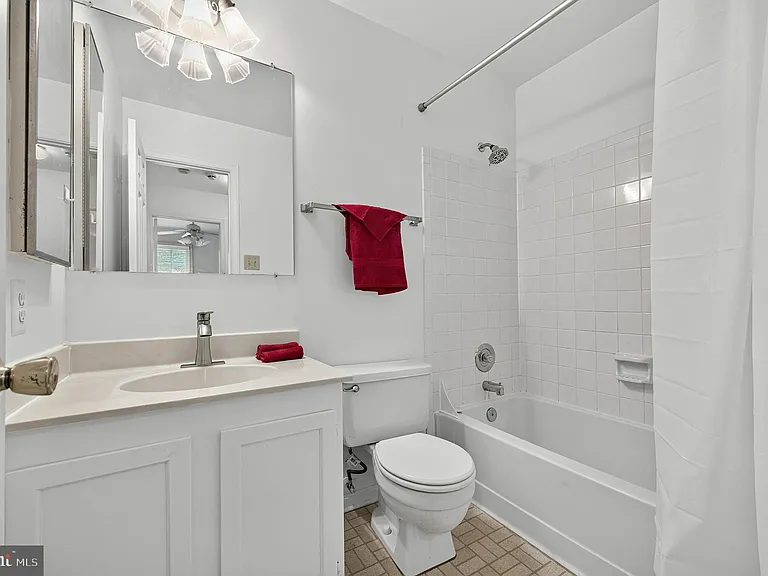 14560 Creek Branch Ct — Photo 27