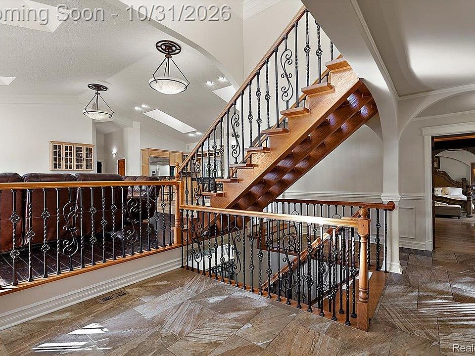 21365 Goldsmith St, photo 10