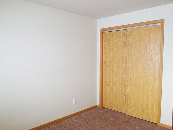 5th image of 1830-1834 E Capitol Ave #1834-123