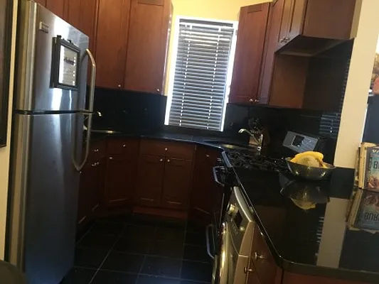 Rented by Mdays Realty | media 70