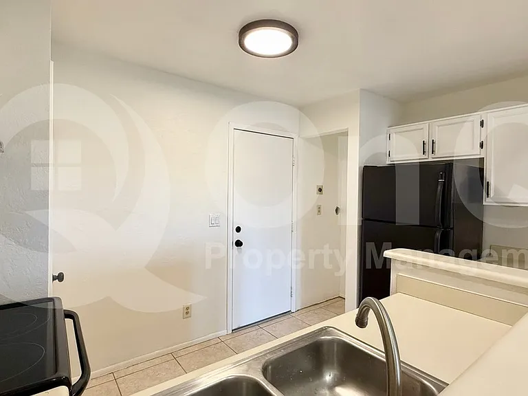 4901 S Calle Los Cerros Dr #103 — Photo 7