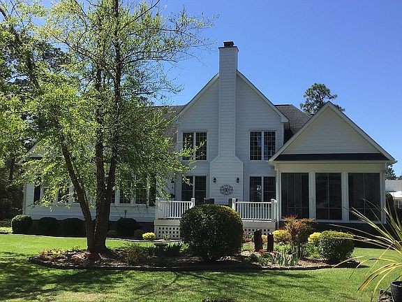 4th image of 2604 Saint James Dr