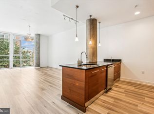 12025 New Dominion Pkwy APT 305, Reston, VA 20190